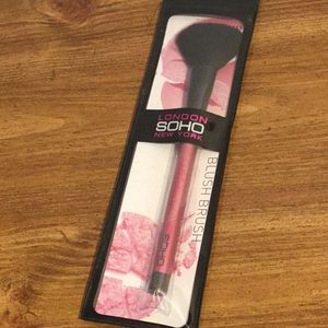 London Soho New York blush brush